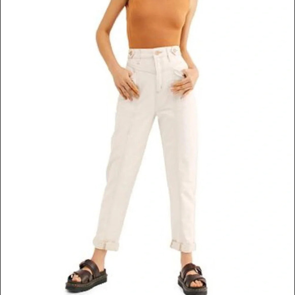 NWT!! Free People ECRU high waisted jeans 28 - Picture 1 of 4